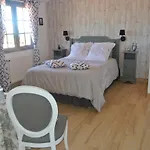 Chez Michel Et Josette לינה וארוחת בוקר 3*
